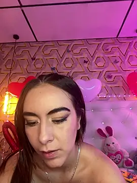 MelanyyJhonson15 online show from February 17, 2026, 1:35 am