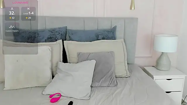 Dulce emi online show from April 24, 2026, 12:07 pm