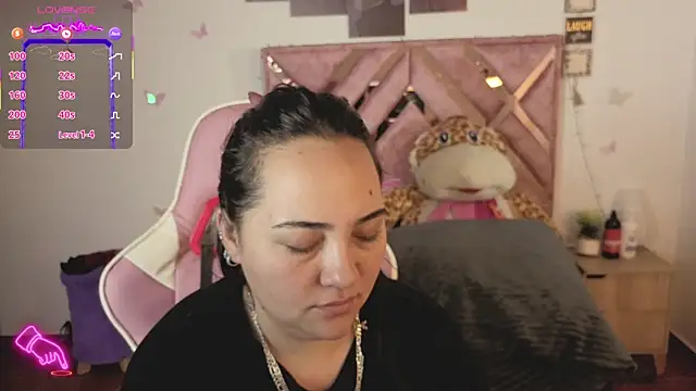 Jasmine 1526 online show from December 2, 2025, 10:31 am