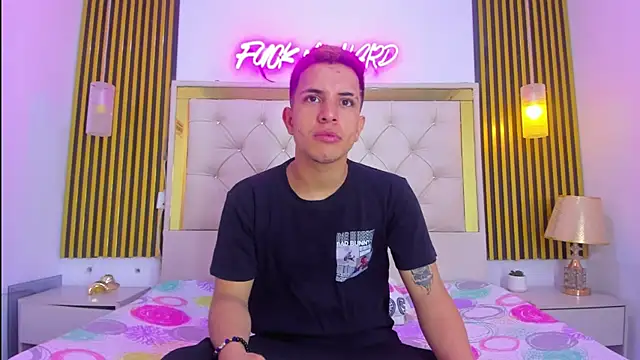 Kevin Erotic online show from November 15, 2025, 6:48 pm