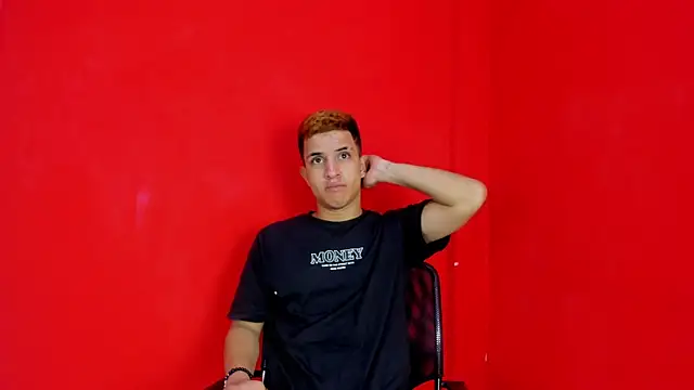 Kevin Erotic online show from November 18, 2025, 12:42 pm