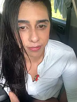 Monahliza online show from November 28, 2025, 11:24 am