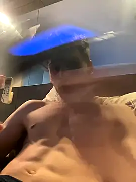 z4nett1 online show from November 20, 2025, 12:11 am