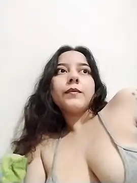 chibi love online show from November 15, 2025, 6:44 am