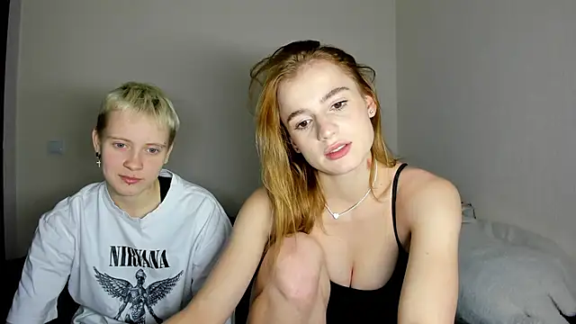 Snapshot of stacey_bliss chatting on November 15, 2025, 12:34 pm stacey bliss online show from November 15, 2025, 12:34 pm