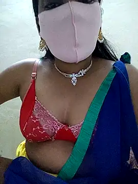 mahalaxmi teluguammai online show from November 17, 2025, 6:35 pm