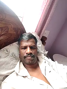 Snapshot of Paramkeerthi chatting on May 17, 2026, 2:20 am Paramkeerthi online show from May 17, 2026, 2:20 am