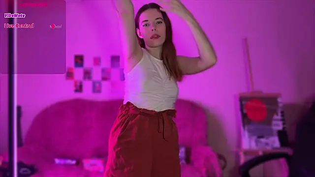 Margie Dorene online show from December 4, 2025, 9:34 pm