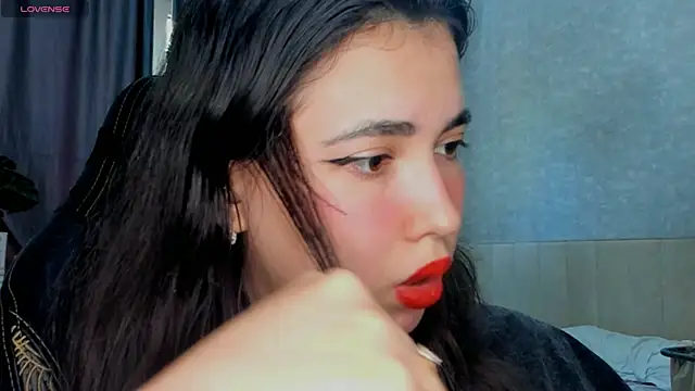 Snapshot of Diara_1an chatting on May 6, 2026, 4:08 am Diara 1an online show from May 6, 2026, 4:08 am