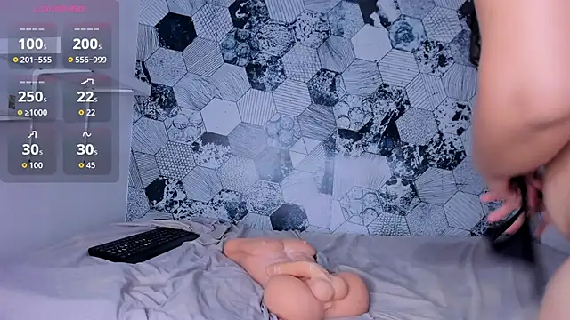 Dana Scully online show from November 15, 2025, 1:18 pm