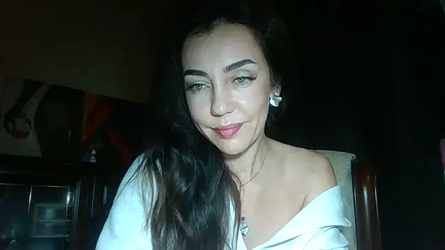 Fellaris online show from November 15, 2025, 4:14 pm