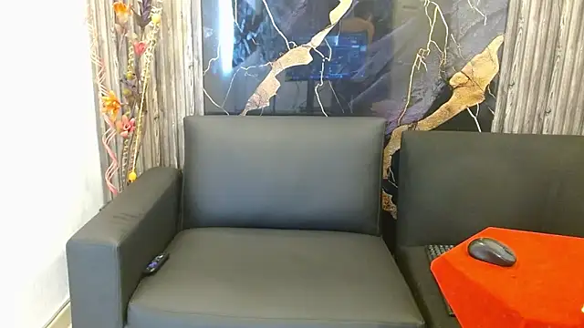 Tommy160920 online show from November 19, 2025, 12:38 pm