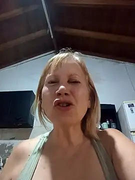 SexyMilf1211 online show from March 28, 2026, 2:27 pm