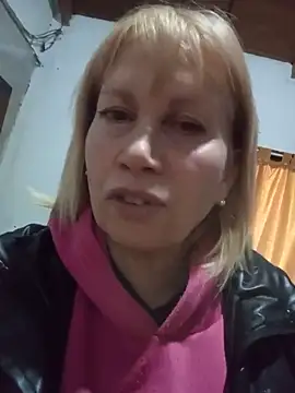 Snapshot of SexyMilf1211 chatting on May 17, 2026, 12:12 pm SexyMilf1211 online show from May 17, 2026, 12:12 pm