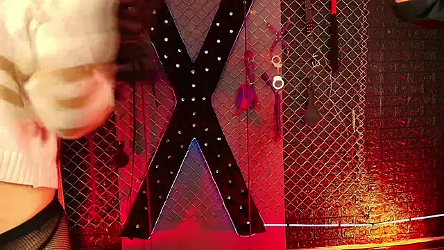 Master king leonidas bdsm online show from November 21, 2025, 4:44 am