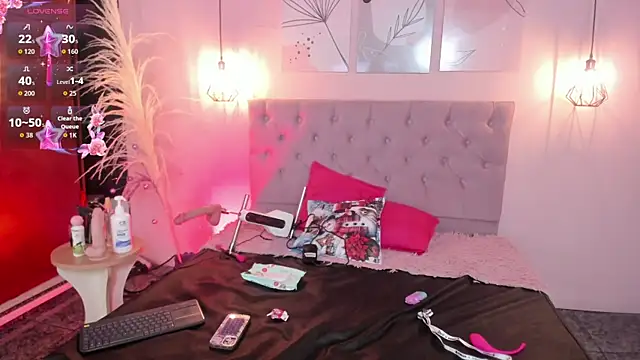 Snapshot of Celestehonney chatting on December 16, 2025, 3:06 pm Celestehonney online show from December 16, 2025, 3:06 pm