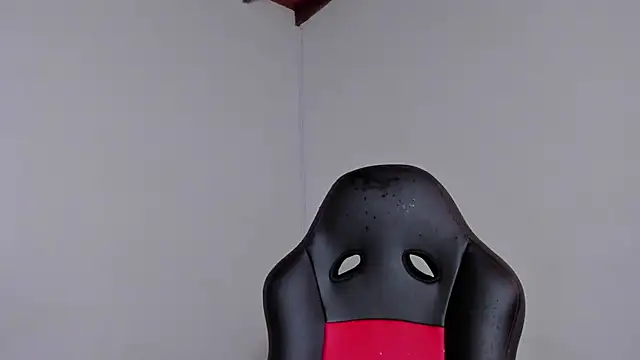 LuigiVitale 1 online show from February 7, 2026, 1:20 am