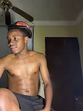 TriggaStar online show from November 16, 2025, 2:39 am