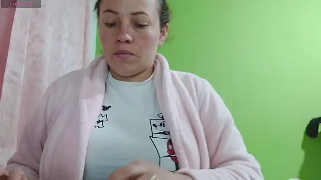 Rouse hot  online show from April 22, 2026, 10:39 am