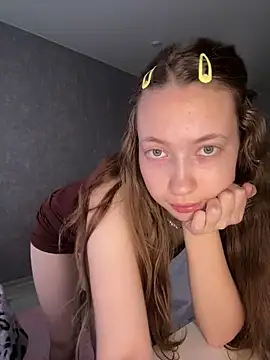 Holy Poly online show from March 16, 2026, 5:44 am