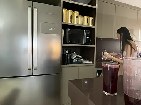 BelleRune online show from February 14, 2025, 12:47 pm