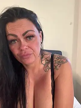 Phillipa valentina online show from July 7, 2026, 6:45 pm