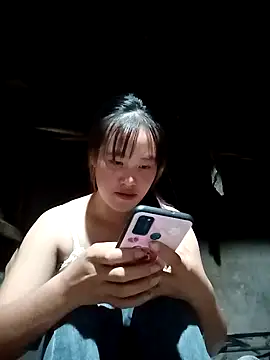 sorry-yeu online show from November 16, 2025, 2:11 pm