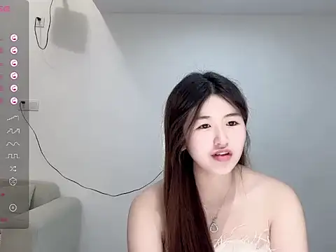 youyou-668 online show from November 14, 2025, 11:09 am