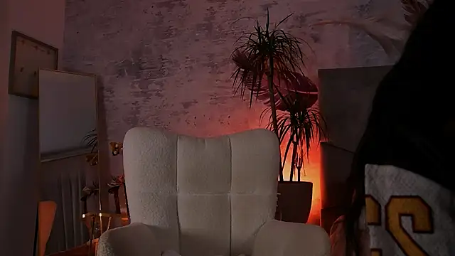 BriannaXmoon online show from February 17, 2026, 8:26 pm