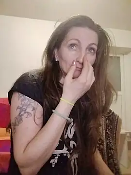 CrazyMaya39 online show from February 19, 2026, 10:06 pm