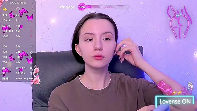 Snapshot of BellaVelure6767 chatting on May 15, 2026, 2:40 am BellaVelure6767 online show from May 15, 2026, 2:40 am