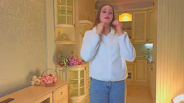 Snapshot of SusyGlines chatting on November 24, 2025, 4:12 am SusyGlines online show from November 24, 2025, 4:12 am