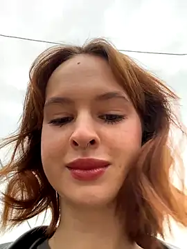 hani obsessed online show from November 26, 2025, 9:21 am