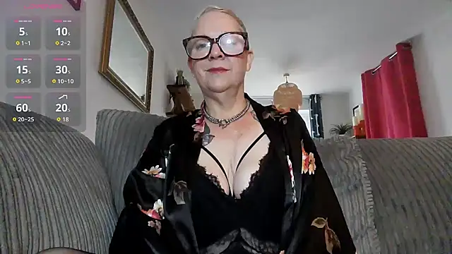 missyb x online show from December 17, 2025, 9:48 am