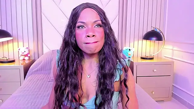 Snapshot of LailaDavidson chatting on July 9, 2026, 12:20 pm LailaDavidson online show from July 9, 2026, 12:20 pm