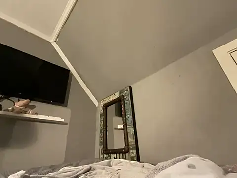 Lockig online show from February 10, 2026, 9:19 pm