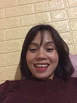 Trangbabylove online show from February 27, 2026, 5:46 pm