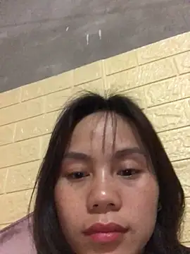 Trangbabylove online show from March 6, 2026, 5:31 pm