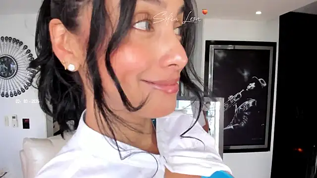 sofiasexhot online show from March 2, 2025, 3:48 pm