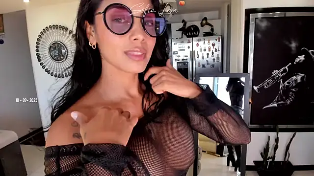 sofiasexhot online show from September 10, 2025, 1:00 pm