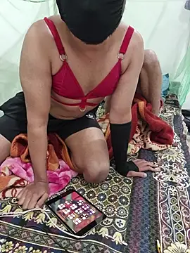 Snapshot of syndyc1 chatting on January 8, 2026, 5:15 pm syndyc1 online show from January 8, 2026, 5:15 pm