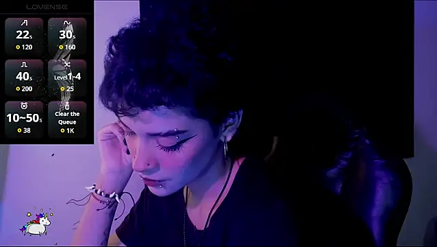 Anny Kiitty online show from April 23, 2026, 4:57 am