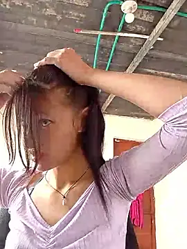 Milky cielo  online show from December 4, 2025, 2:26 pm