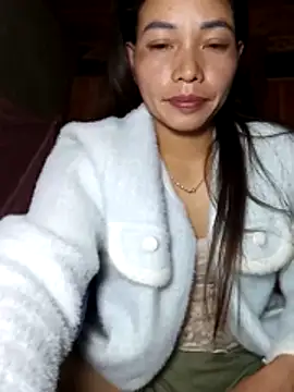  Su-Su  online show from December 13, 2025, 9:53 pm