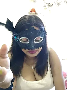 Cute-richa1 online show from April 26, 2026, 5:27 am