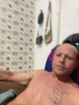 Snapshot of patraick chatting on March 1, 2026, 7:49 pm patraick online show from March 1, 2026, 7:49 pm