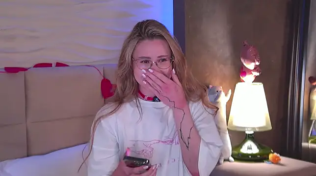 -SaraBlack- online show from February 11, 2026, 4:17 am