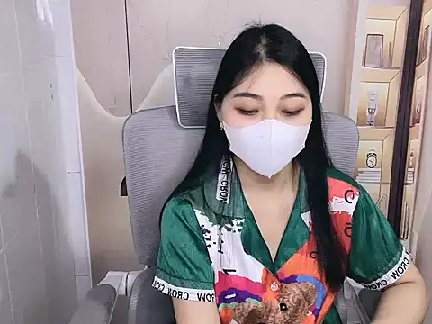 Lousii online show from April 4, 2026, 2:36 pm