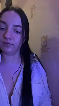 DianasLovex online show from December 5, 2025, 6:59 pm