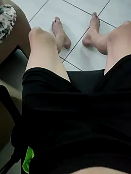 bnnzin online show from November 28, 2025, 10:45 pm